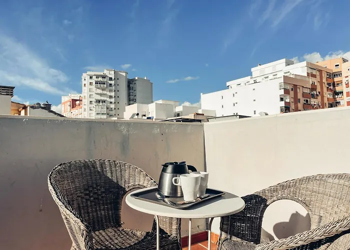 Panoramic Rooftop Duplex Retreat Heart Of Appartement Málaga