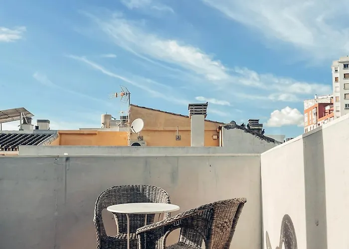 Panoramic Rooftop Duplex Retreat Heart Of Málaga